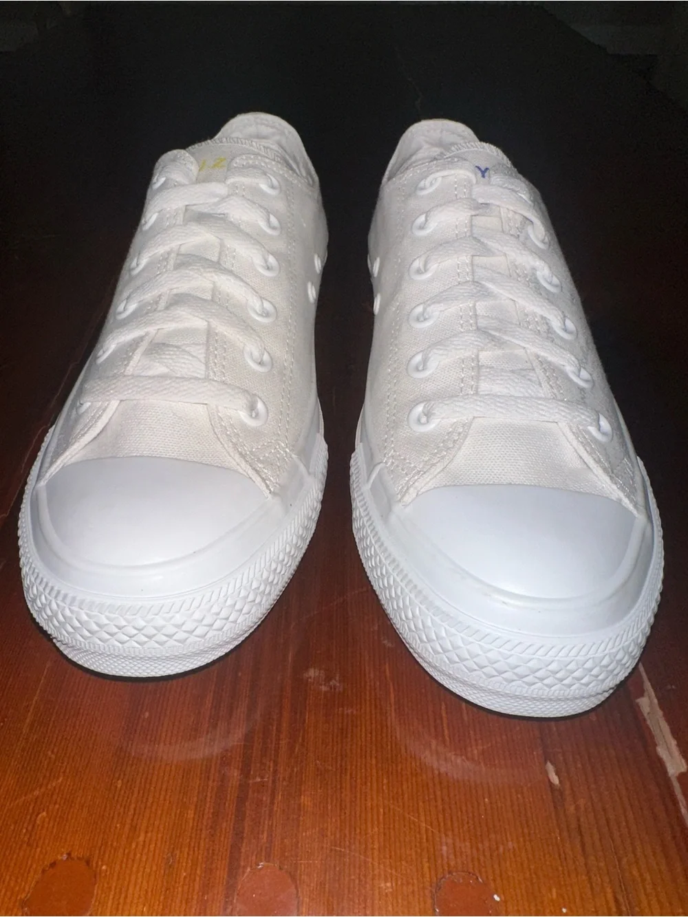 Converse White Low-Top Canvas Sneakers - Picture 2 of 9